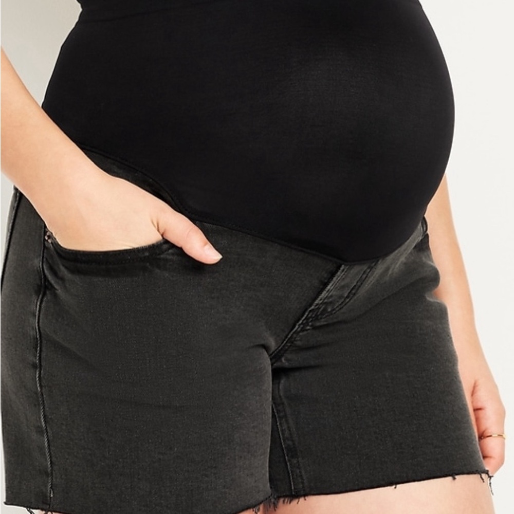 Lot of 2 Old Navy Maternity Jeans Shorts Size 8  NWT